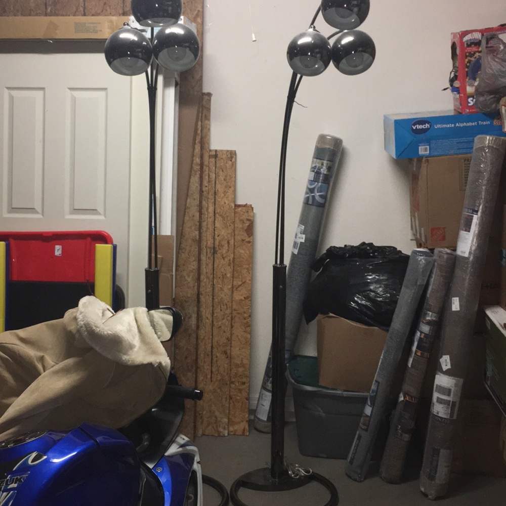 Silver three headed hanging lights